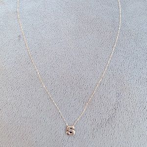 Small Initial ‘S’ gold necklace